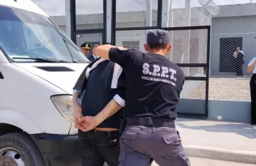 Trasladan internos a las nuevas unidades del Complejo Penitenciario de Benjamín Paz