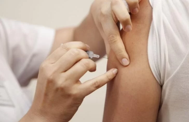 Mañana realizarán una jornada de vacunación contra la gripe y el dengue