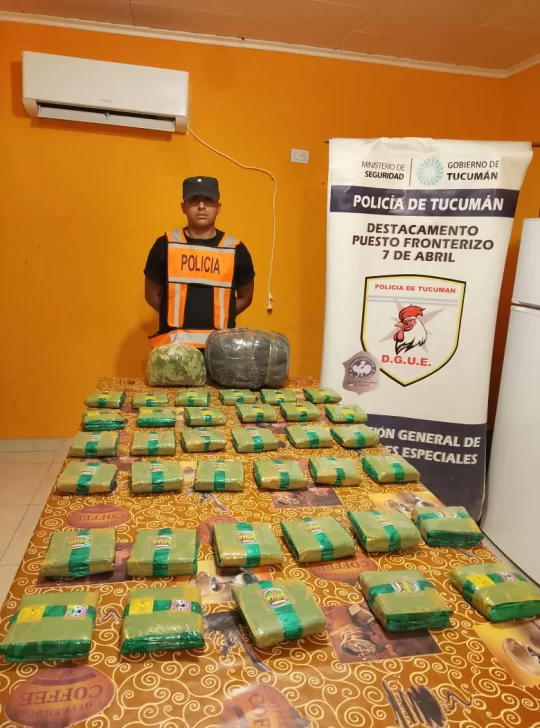 Secuestraron 80 kilos de hojas de coca en puestos fronterizos Secuestraron 80 kilos de hojas de coca en puestos fronterizos