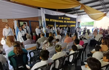 Se corrió la maratón por el Día del Bastón Blanco en Tucumán