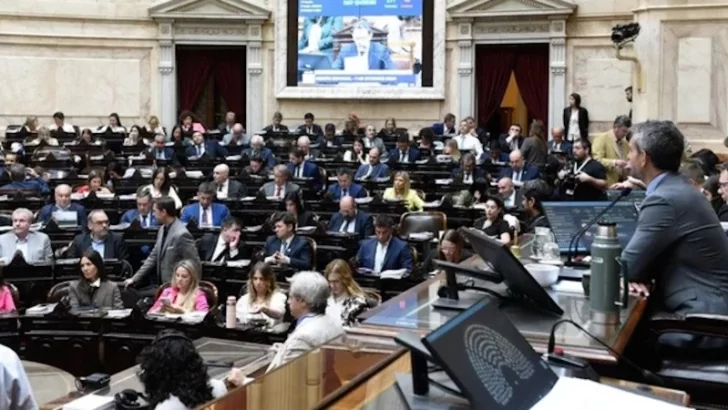 Diputados convocó a sesión especial para debatir reforma del régimen de DNU y remoción de José Luis Espert