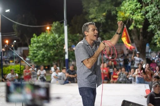 Martín Correa: “Necesitamos diputados de izquierda para marcar la diferencia” Martín Correa: “Necesitamos diputados de izquierda para marcar la diferencia”