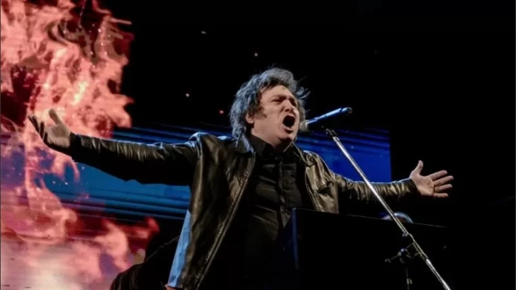 En medio del escándalo por la renuncia de Espert, Milei lanza su nuevo libro con un recital