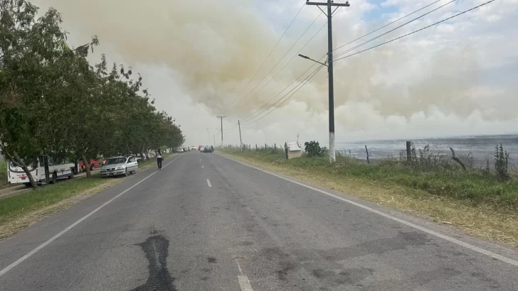 Quema de rastrojo en Santa Ana provocó accidentes viales por la escasa visibilidad