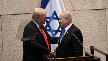 Donald Trump fue ovacionado en Israel tras el acuerdo de paz con Hamás Donald Trump fue ovacionado en Israel tras el acuerdo de paz con Hamás