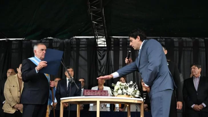 Jaldo encabezó la asunción de Romano como intendente de Juan Bautista Alberdi