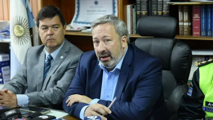 Vehils Ruiz destacó la honestidad policial y la inteligencia del Operativo Lapacho