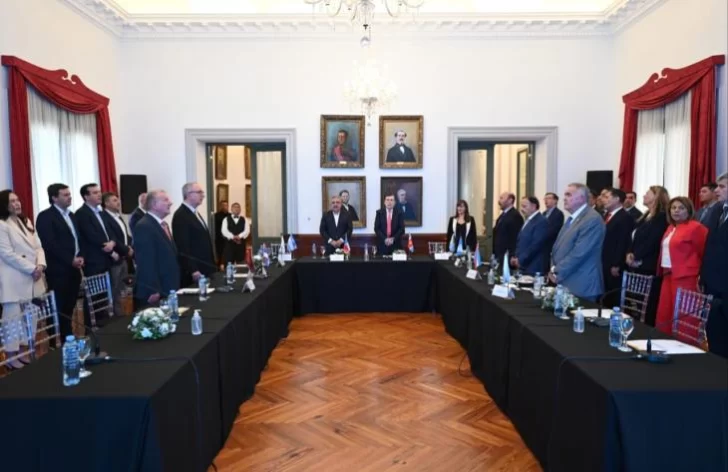 Jaldo participó de la reunión de los gobernadores del Norte Grande