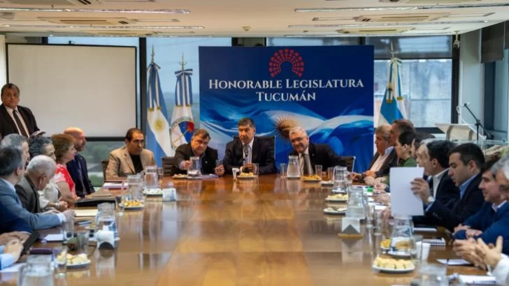 El ministro Abad expuso los lineamientos del Presupuesto 2026