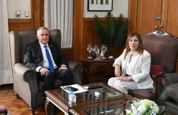 El gobernador Jaldo recibió a la senadora nacional Beatriz Ávila