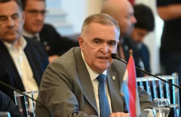 Jaldo viaja a Buenos Aires en busca de más recursos para Tucumán