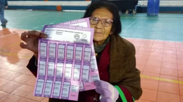 La primera semana de diciembre realizarán una nueva entrega de boletos gratuitos para jubilados La primera semana de diciembre realizarán una nueva entrega de boletos gratuitos para jubilados