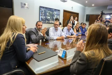 Rossana Chahla exigió a los empresarios del transporte que cumplan con lo acordado Rossana Chahla exigió a los empresarios del transporte que cumplan con lo acordado
