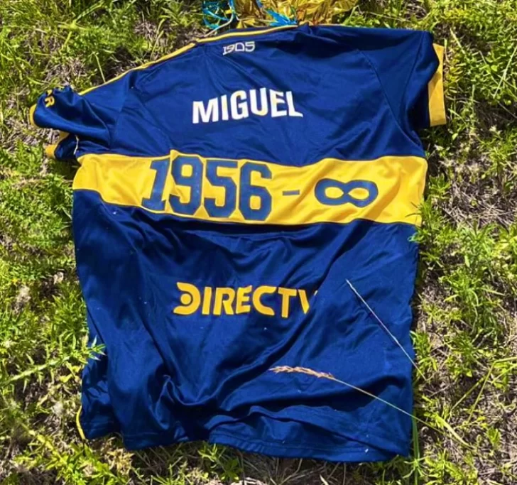 La camiseta del homenaje de Boca a Miguel Ángel Russo apareció en otro país