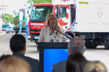 Chahla reclama “reglas claras” tras el paro de ómnibus y niega motivos políticos Chahla reclama “reglas claras” tras el paro de ómnibus y niega motivos políticos