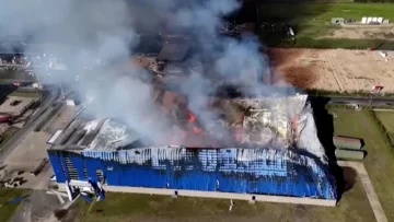 Con el fuego controlado, empiezan las pericias para determinar el origen del incendio en Ezeiza