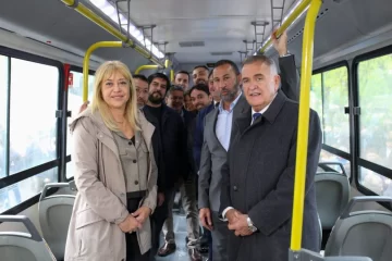 Jaldo llamó al diálogo para resolver el conflicto del transporte y expresó su apoyo al Municipio Jaldo llamó al diálogo para resolver el conflicto del transporte y expresó su apoyo al Municipio