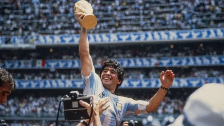 “Resucitando”: el mensaje de la cuenta oficial de Diego Maradona a 5 años de su muerte