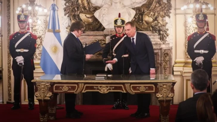 Milei tomó juramento a Santilli como nuevo ministro del Interior