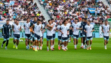 La selección Argentina se entrenó ante 20 mil hinchas en España
