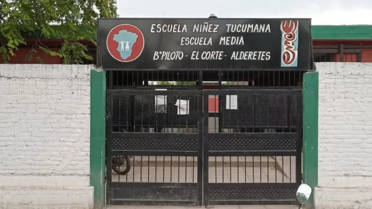 Un alumno de 13 años apuñaló a su compañera en el aula