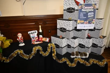 El Gobierno provincial lanzó la Canasta Navideña El Gobierno provincial lanzó la Canasta Navideña