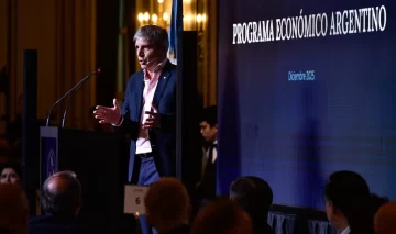 La Argentina volvió al mercado de deuda: Caputo colocó un bono en dólares por USD 1.000 millones La Argentina volvió al mercado de deuda: Caputo colocó un bono en dólares por USD 1.000 millones