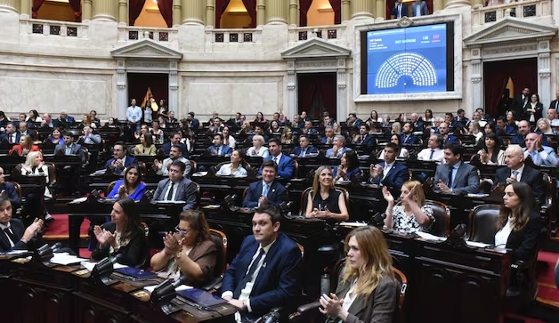 El presupuesto se debate en Diputados y el Senado inició el tratamiento de la reforma laboral El presupuesto se debate en Diputados y el Senado inició el tratamiento de la reforma laboral