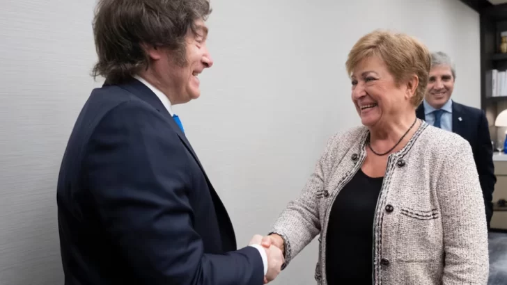 El FMI solicitó a la Argentina un “camino más ambicioso de acumulación de reservas” para acceder a los mercados financieros