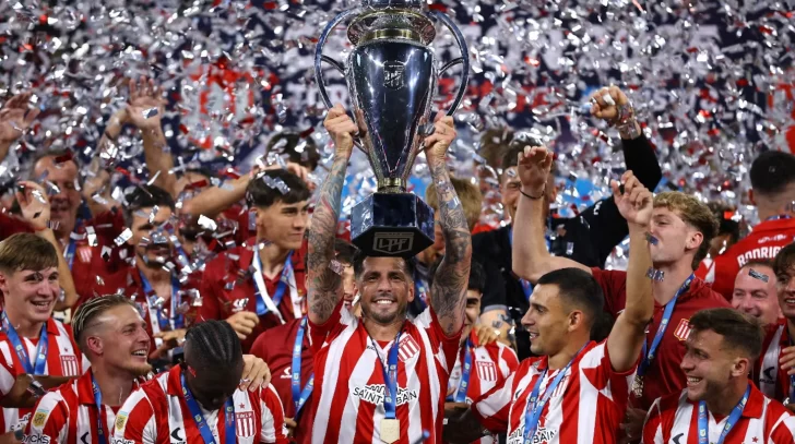 Estudiantes ganó el Trofeo de Campeones 2025 y alcanzó a Vélez en títulos Estudiantes ganó el Trofeo de Campeones 2025 y alcanzó a Vélez en títulos