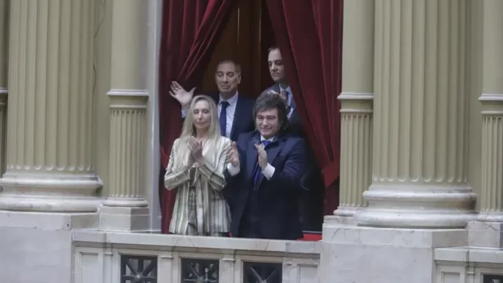 Cruces, gestos polémicos y clima tenso durante la jura de diputados en el Congreso