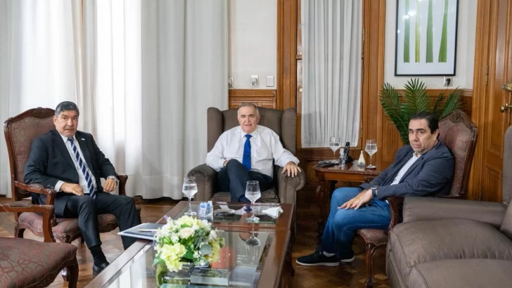 El peronismo selló un acuerdo: habrá tope a los acoples y seguirá vigente el sistema de boletas partidarias