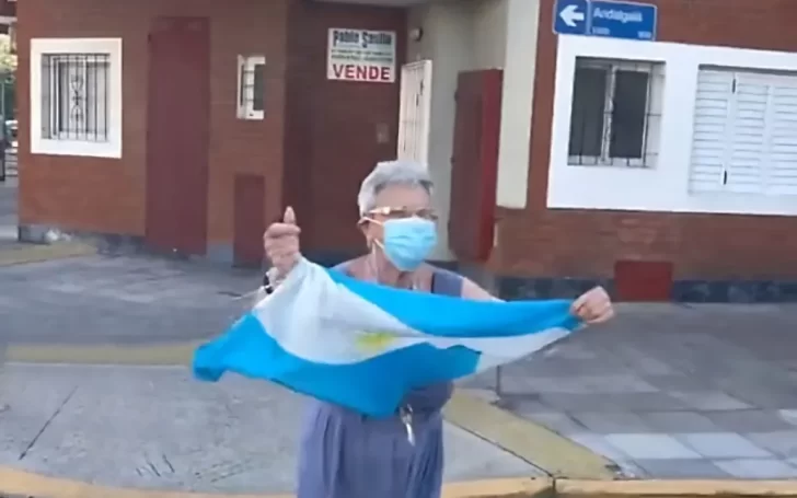 Murió la “abuela Lalala”, la mujer que se hizo viral durante los festejos del Mundial 2022 Murió la “abuela Lalala”, la mujer que se hizo viral durante los festejos del Mundial 2022