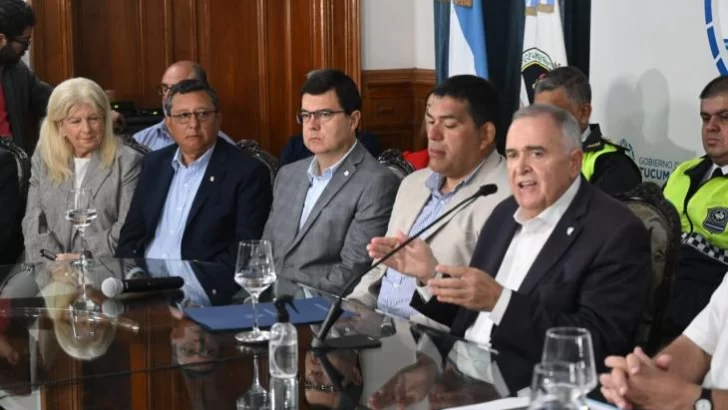 Osvaldo Jaldo ratificó en su cargo a Darío Monteros Osvaldo Jaldo ratificó en su cargo a Darío Monteros