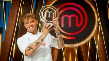 Ian Lucas se consagró ganador de MasterChef Celebrity y se llevó 50 millones de pesos Ian Lucas se consagró ganador de MasterChef Celebrity y se llevó 50 millones de pesos