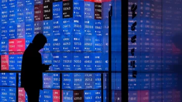 Las bolsas del mundo se desploman y los precios de la energía se disparan por la guerra en Medio Oriente Las bolsas del mundo se desploman y los precios de la energía se disparan por la guerra en Medio Oriente