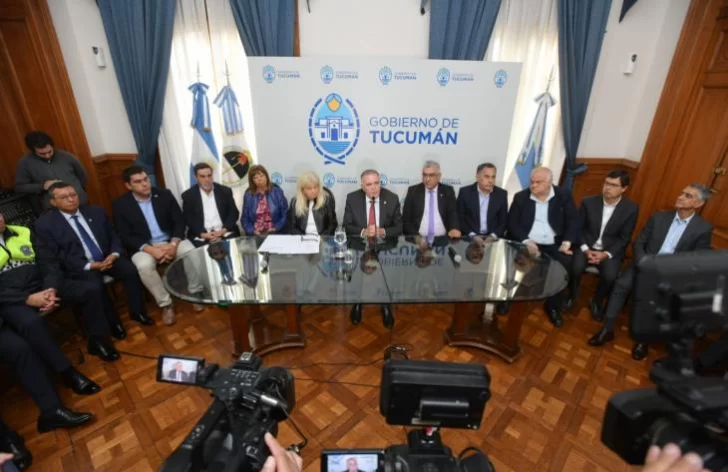 El Gobierno adelantará subsidios a AETAT por la suba del gasoil y exige que no haya paros El Gobierno adelantará subsidios a AETAT por la suba del gasoil y exige que no haya paros