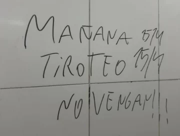 El escalofriante mensaje oculto en los baños que encendió la alerta por tiroteos en dos colegios tucumanos El escalofriante mensaje oculto en los baños que encendió la alerta por tiroteos en dos colegios tucumanos
