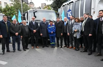 Osvaldo Jaldo celebró el Día del Trabajador Sanitarista Osvaldo Jaldo celebró el Día del Trabajador Sanitarista