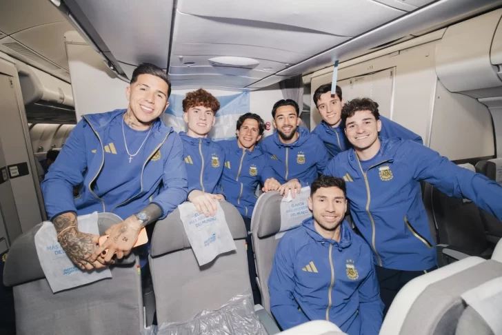 La Selección Argentina ya está en camino a Estados Unidos con el sueño de la cuarta estrella La Selección Argentina ya está en camino a Estados Unidos con el sueño de la cuarta estrella
