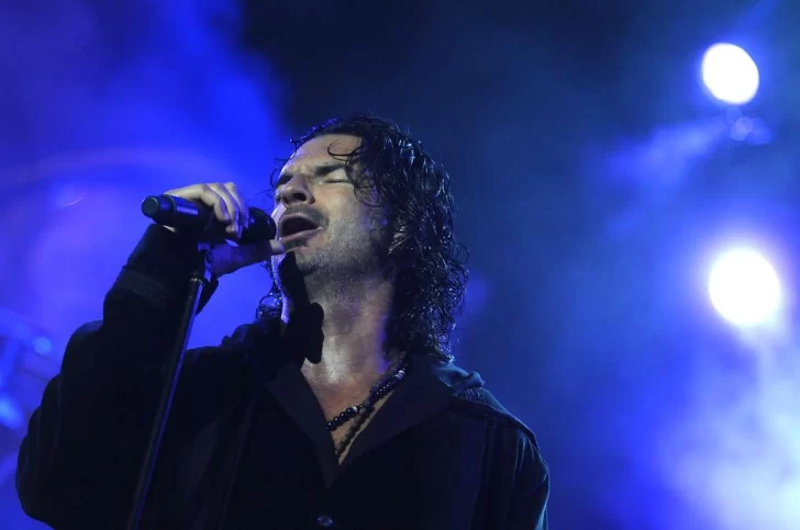 Arjona hace historia: suma tres nuevas fechas en el Movistar Arena tras agotar 14 shows Arjona hace historia: suma tres nuevas fechas en el Movistar Arena tras agotar 14 shows