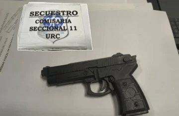 Personal policial intervino en una batalla campal que terminó con heridos de bala Personal policial intervino en una batalla campal que terminó con heridos de bala