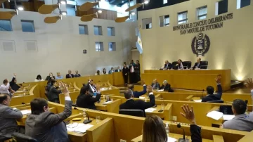 El Concejo Deliberante aprobó el aumento en el precio del boleto de colectivo El Concejo Deliberante aprobó el aumento en el precio del boleto de colectivo