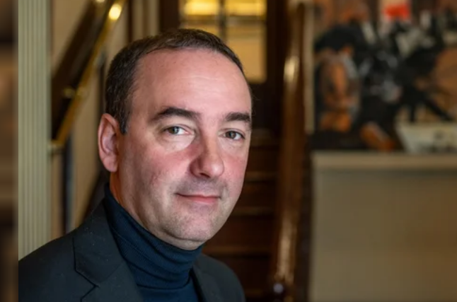 Pidieron la indagatoria de Francisco Adorni, hermano del jefe de Gabinete, por enriquecimiento ilícito Pidieron la indagatoria de Francisco Adorni, hermano del jefe de Gabinete, por enriquecimiento ilícito