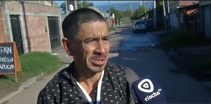 “Escuché a la mujer pedir auxilio y salí a ayudarla”: habló el hombre atacado por el ex militar en Barrio Sur “Escuché a la mujer pedir auxilio y salí a ayudarla”: habló el hombre atacado por el ex militar en Barrio Sur