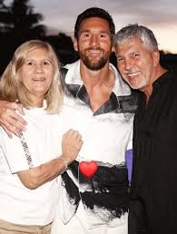 La familia Messi confirmó que Jorge evoluciona favorablemente La familia Messi confirmó que Jorge evoluciona favorablemente