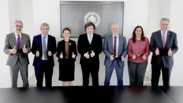 Milei recibió en Olivos a autoridades del Banco Mundial tras el acuerdo de financiamiento Milei recibió en Olivos a autoridades del Banco Mundial tras el acuerdo de financiamiento