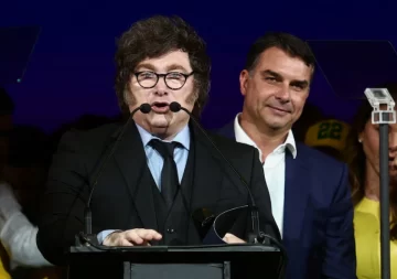 Javier Milei apoyó la candidatura de Flávio Bolsonaro Javier Milei apoyó la candidatura de Flávio Bolsonaro