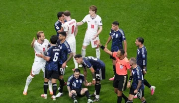 Argentina pierde con Inglaterra y busca reaccionar para meterse en la final Argentina pierde con Inglaterra y busca reaccionar para meterse en la final