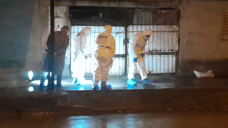 Asesinaron de una puñalada a un joven de 31 años en el suroeste de la Capital Asesinaron de una puñalada a un joven de 31 años en el suroeste de la Capital